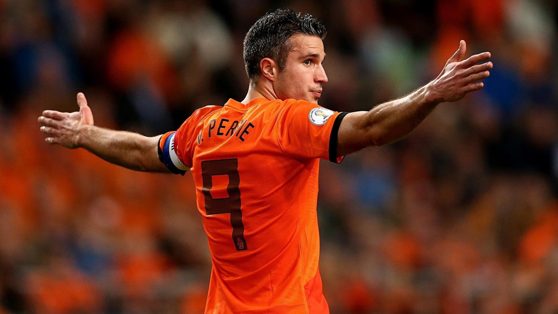 《王者荣耀》跨界联盟赛,冠军队伍引领新格局!,mac×王者荣耀跨界营销分析