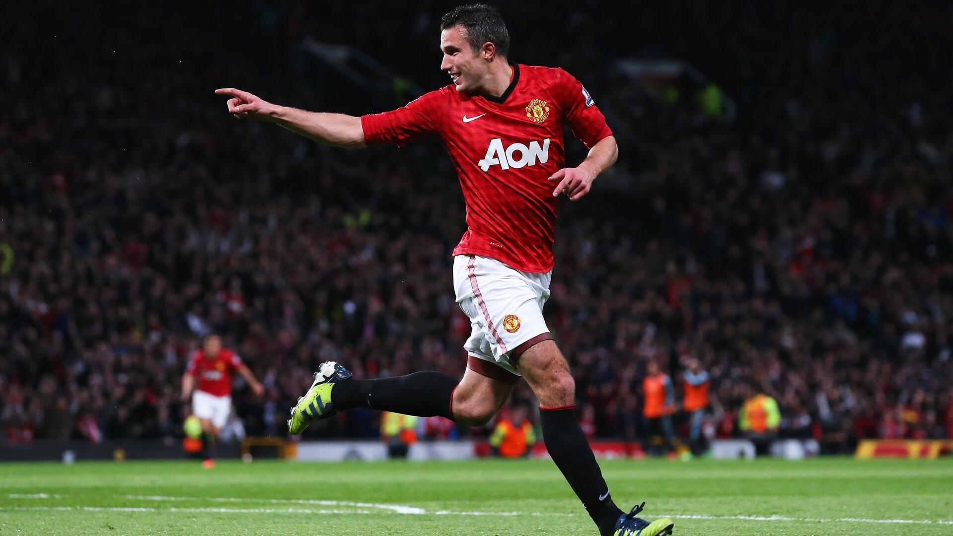 卡普尔的爆发性突破与准确传球成为袋鼠队进攻的致命武器，卡尔美袋鼠皮足球鞋